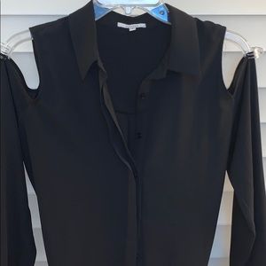Pleione women’s cold shoulder blouse-size S